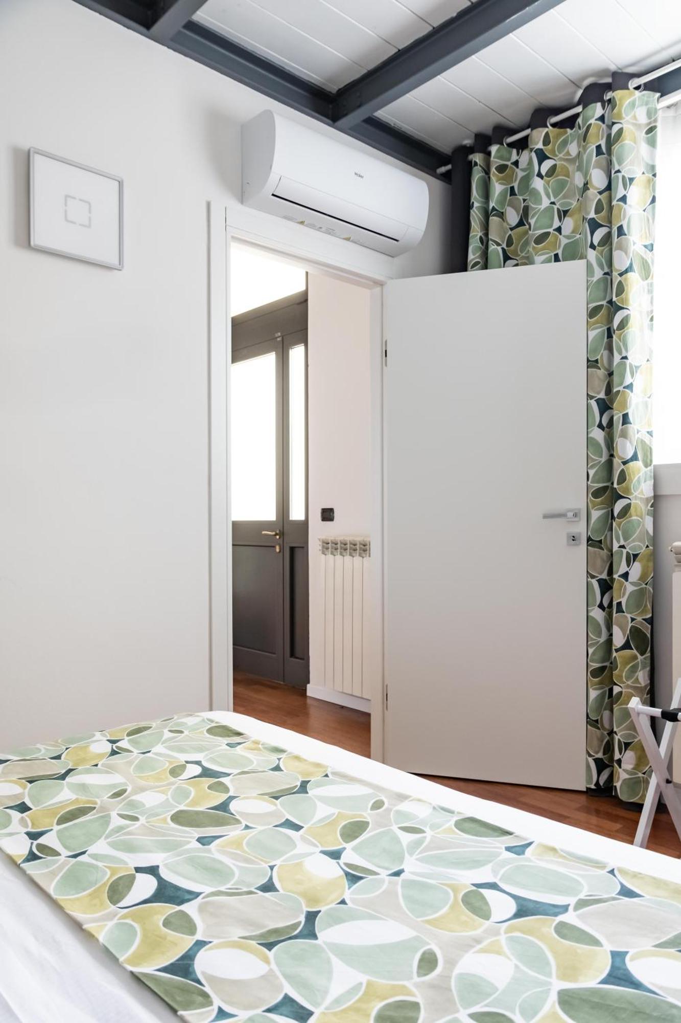 Mini Loft Torre San Vitale Комо Екстер'єр фото